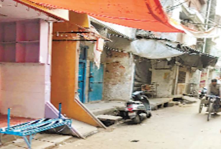 wife and child of businessman found corona positive in lucknow