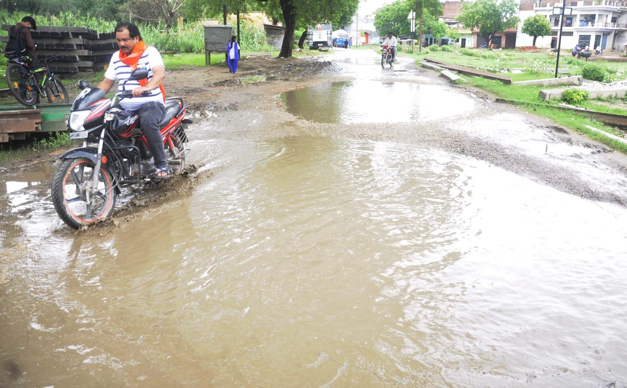 the conition of road deterorated due to rain water filled in mohllas