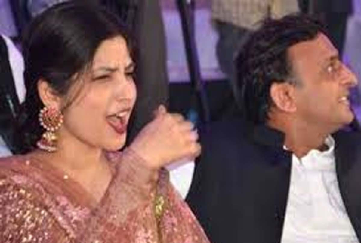 Akhilesh Yadav Birthday Special in Hindi: Dimple Yadav And Akhilesh Yadav Love Story