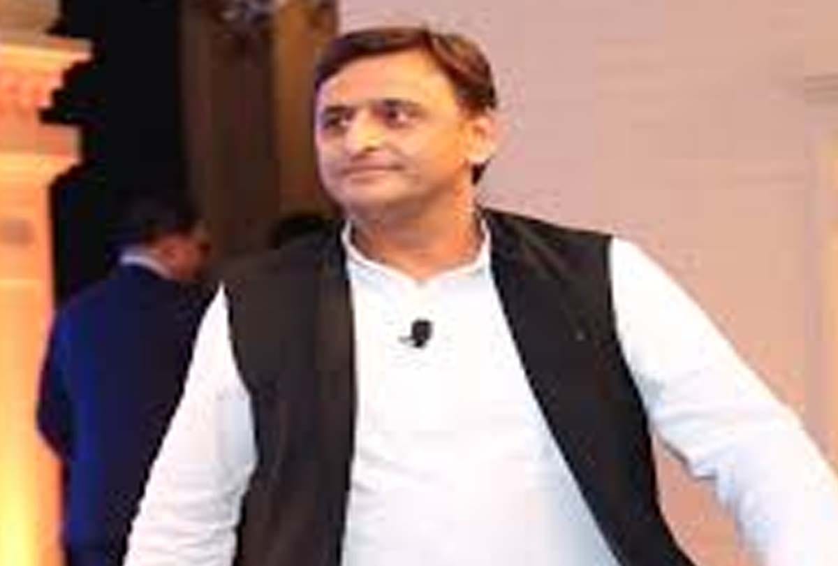 Akhilesh Yadav Birthday Special in Hindi: Dimple Yadav And Akhilesh Yadav Love Story