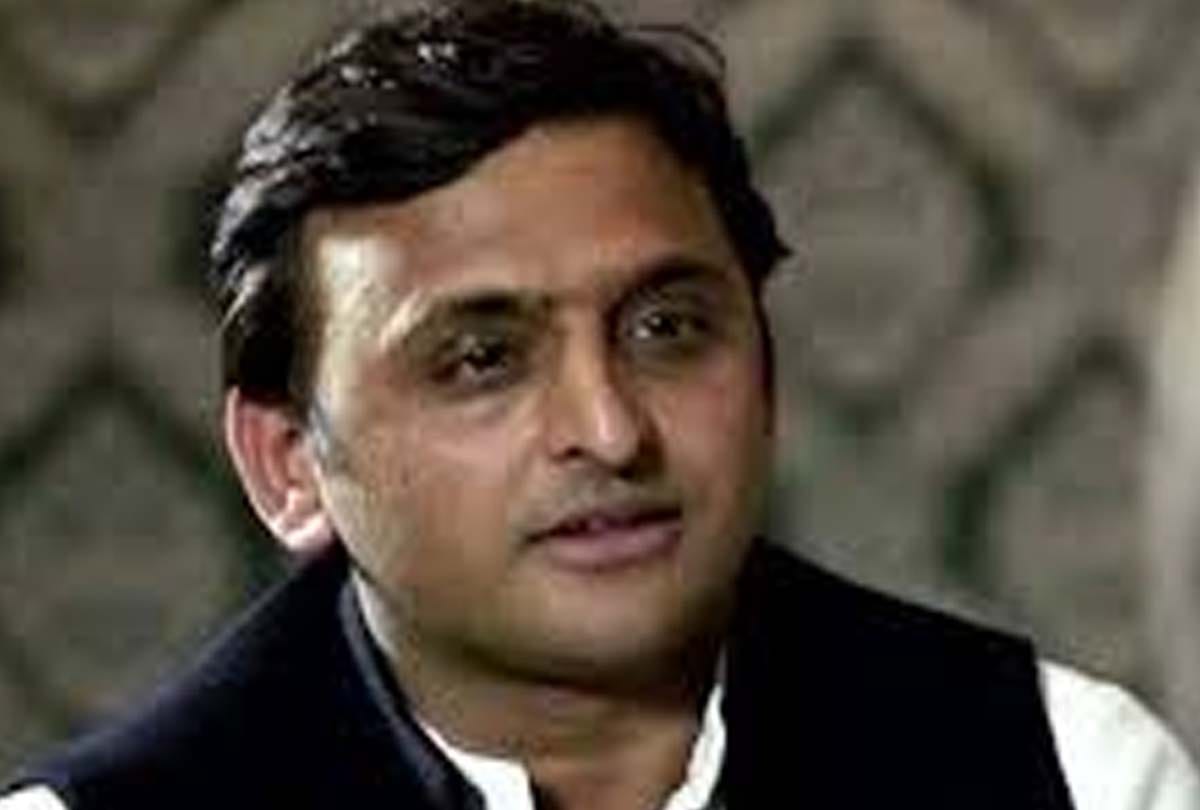 Akhilesh Yadav Birthday Special in Hindi: Dimple Yadav And Akhilesh Yadav Love Story