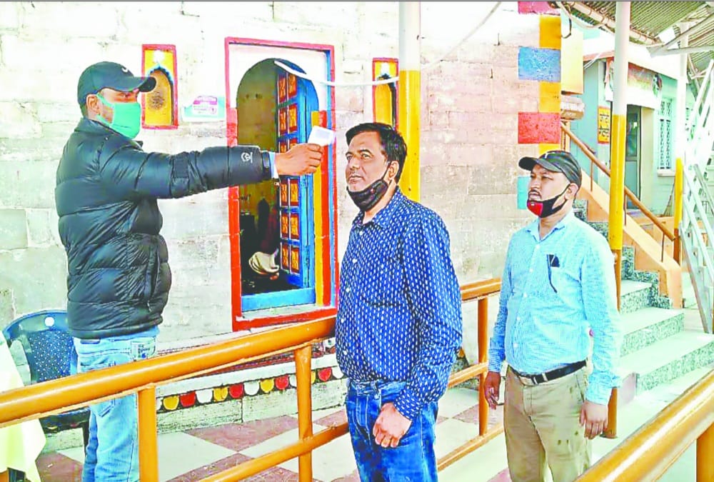 Char dham yatra 2020: Yatra starts From today, 132 pilgrims Reached char dham First day