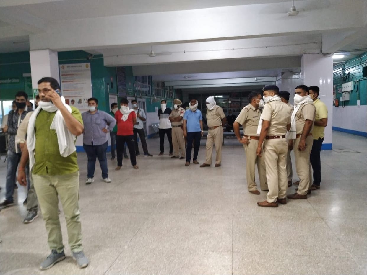 Encounter of one of the accused who killed the police, caught one