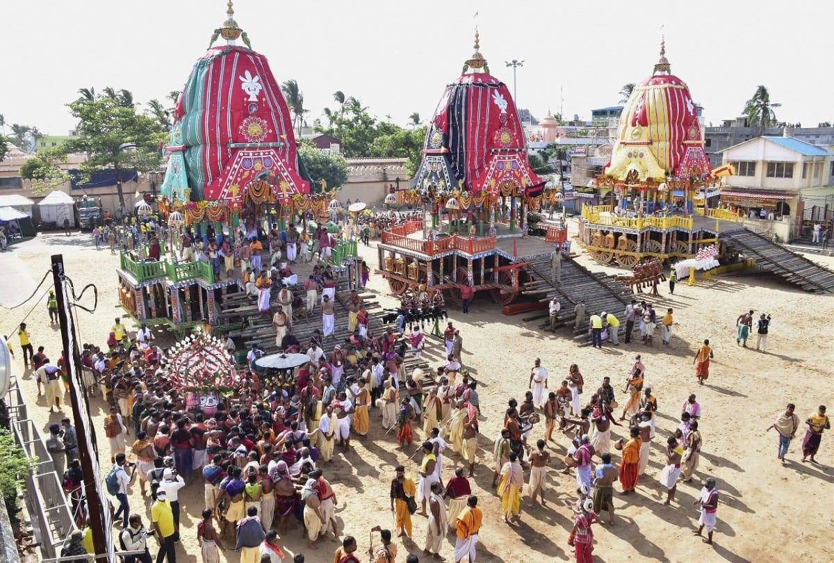 Lord Jagannath's Bahuda Yatra concluded between Corona and curfew, see photos