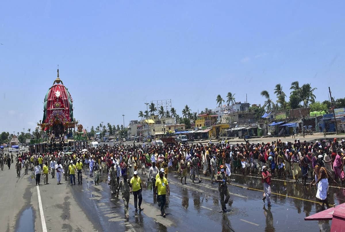 Lord Jagannath's Bahuda Yatra concluded between Corona and curfew, see photos