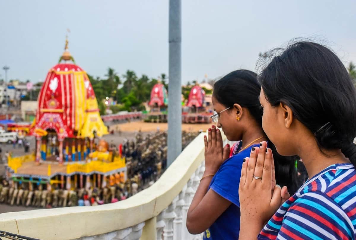 Lord Jagannath's Bahuda Yatra concluded between Corona and curfew, see photos