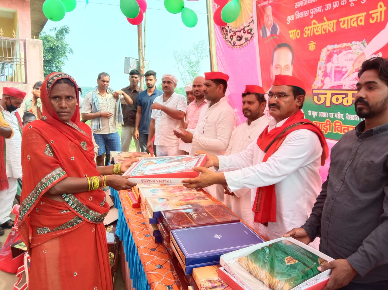SP chief's birthday celebrated in Ballia, forgot social distancing
