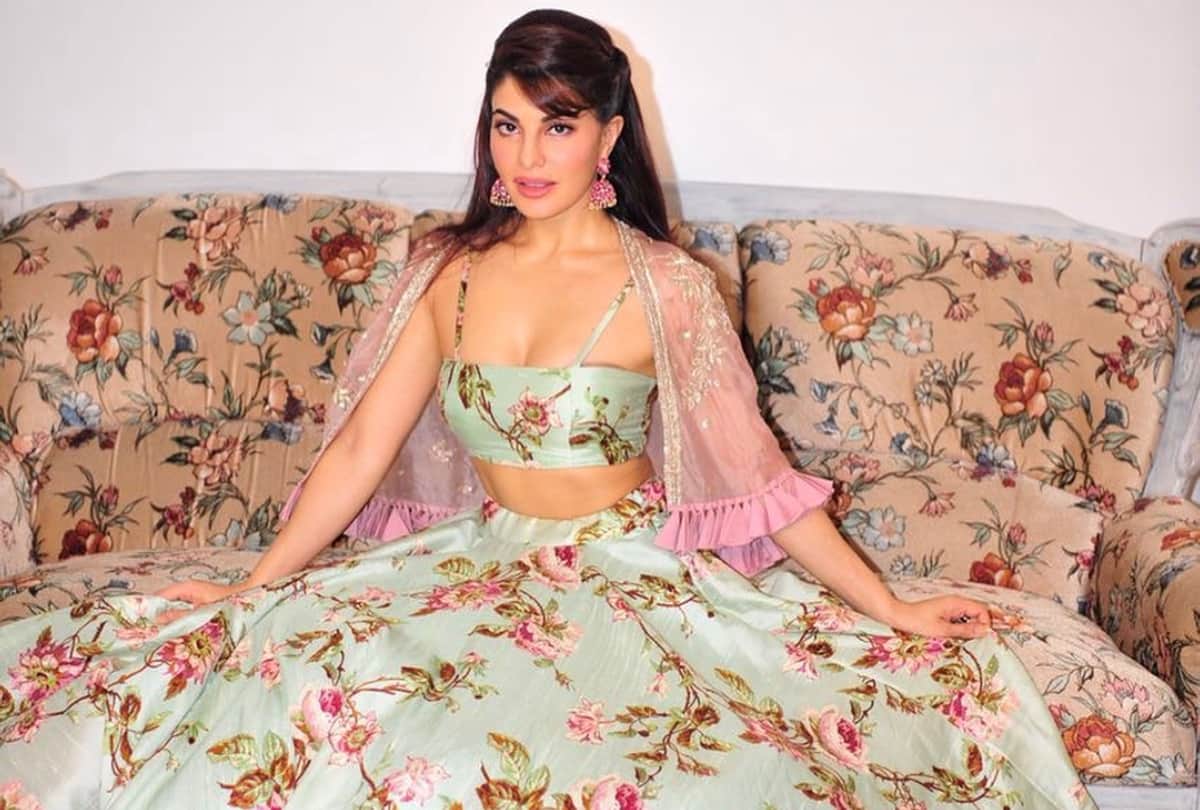 Jacqueline Fernandez share bold photo for thanks to fans