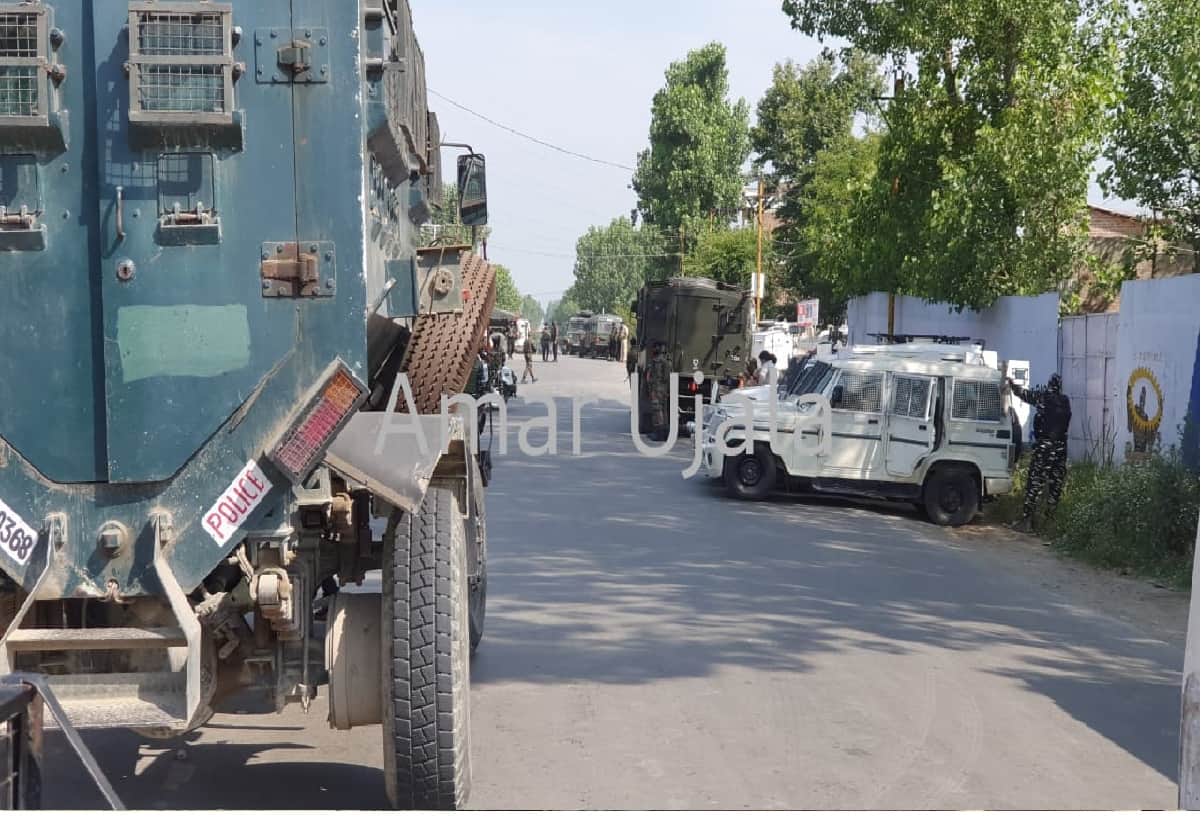 Sopore Terror Attack, story of three years old child, Militants attack on CRPF party at model Town Sopore
