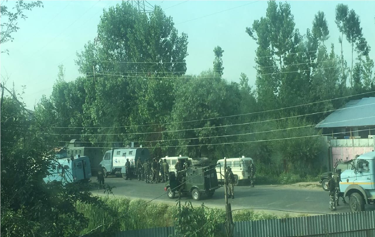 Sopore Terror Attack, story of three years old child, Militants attack on CRPF party at model Town Sopore