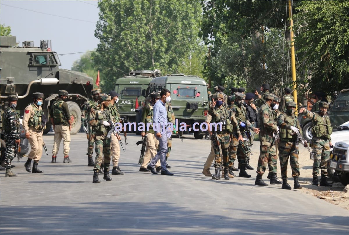 300 Pakistani terrorists ready for infiltration, soldiers ready to welcome with bullets
