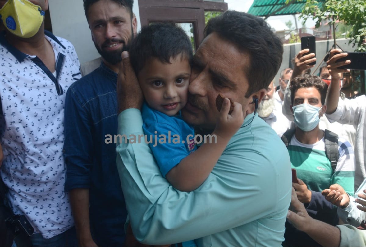 Sopore terrorist attack three years child Saved By indian army In Jammu Kashmir