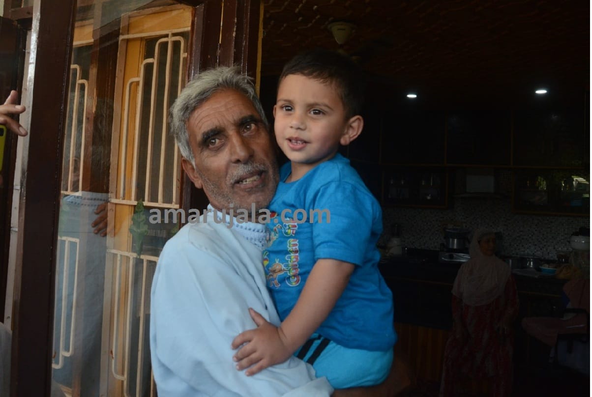 sopore terror attack, jawan saved three years old child life, story of jawan when he saved life