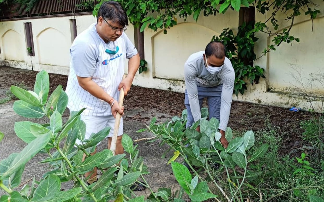 SP cleaning the premises by running a shovel, gave message of cleanliness