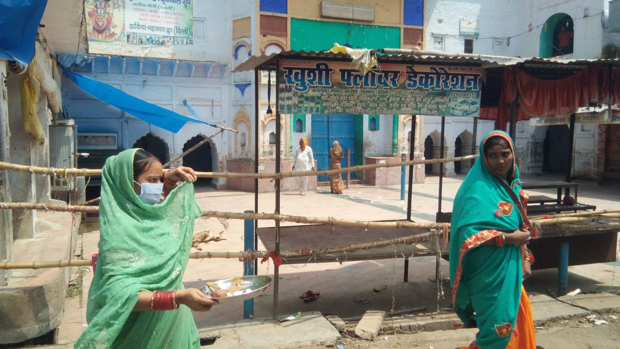 The status of Kalika Devi's opening is not clear, the devotees returning desperate