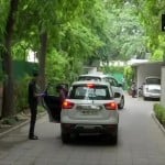 अहमद पटेल के आवास पहुंची ईडी टीम