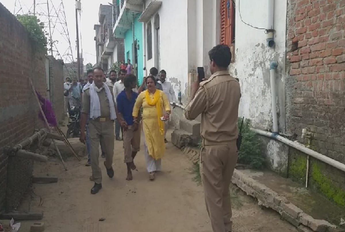 Youth landed from the tower after 23 hours in moradabad