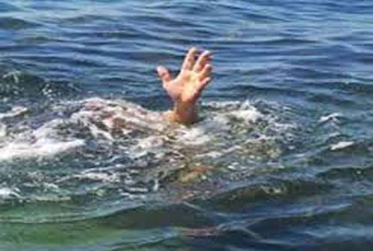 A person drowned while taking bath at Siddhnath Ghat kanpur