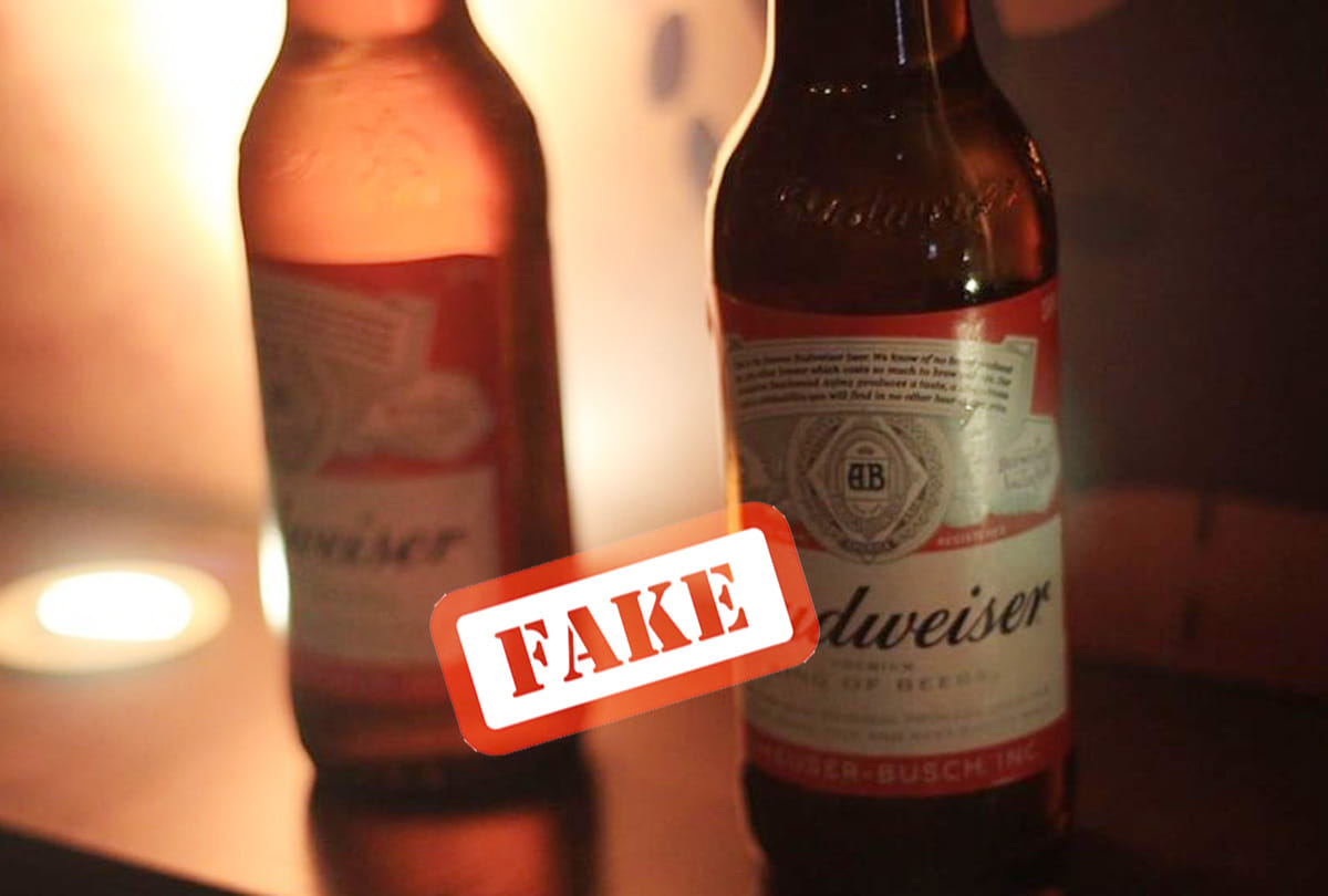 Budweiser employee peeing in beer news in hindi Fact Check