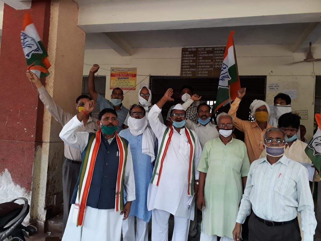 Congressmen agitated over hike in petrol and diesel prices