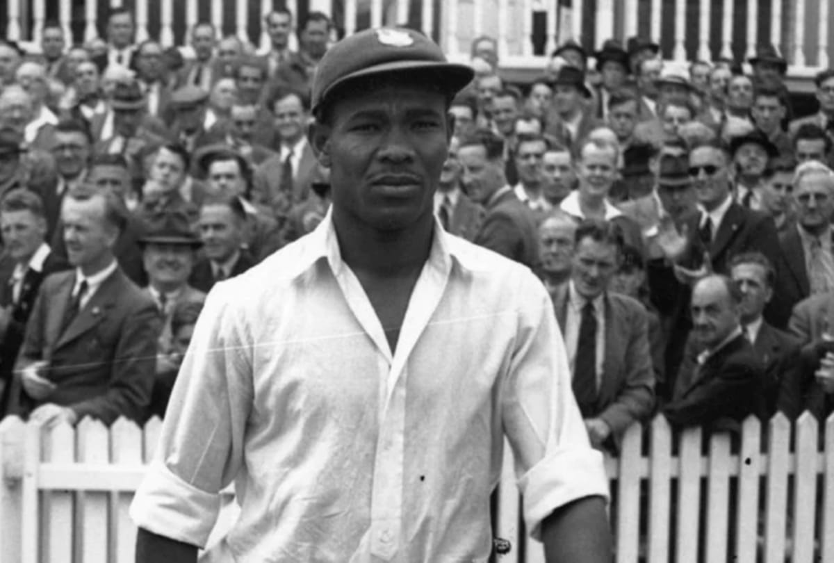 Everton Weekes: Cricketers mourning on the death of great batsman