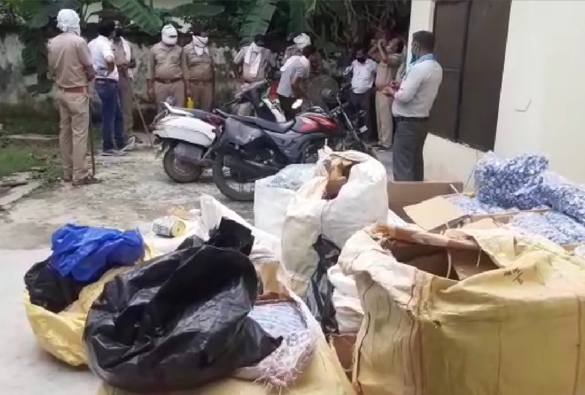 Police caught stock of fake liquor in Gorakhpur city