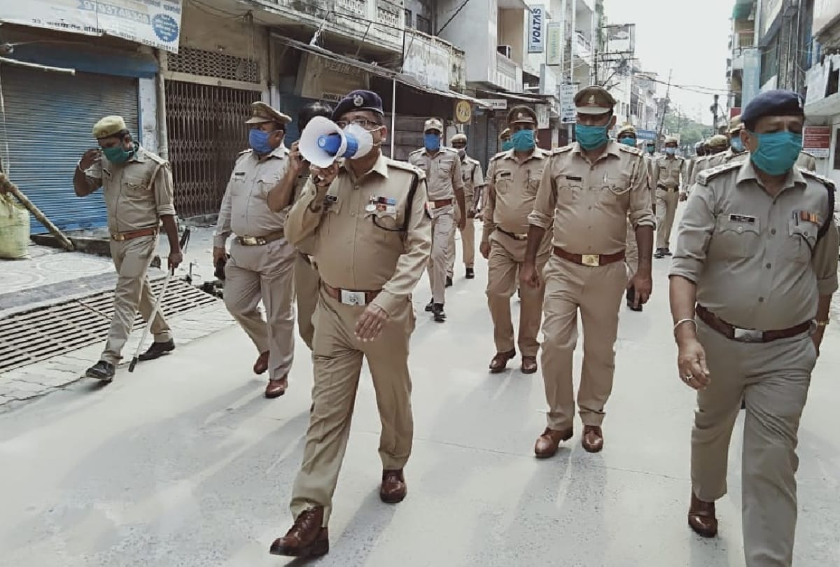 Gorakhpur Unlock 2.0 guidelines: officers campaign will check social distancing, shop rosters and other protocols