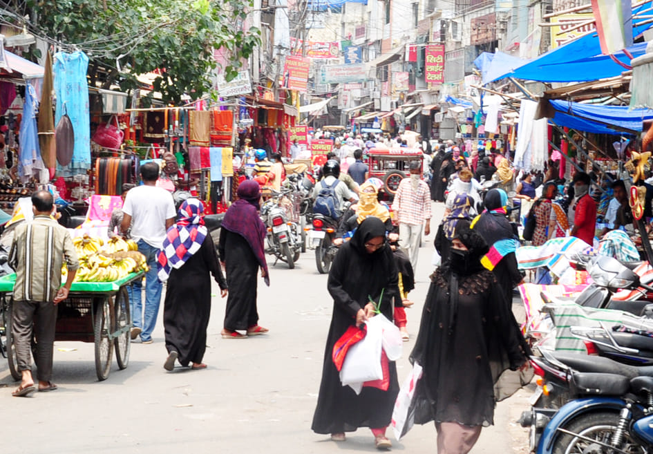 Ferrymen removed after protest from traders