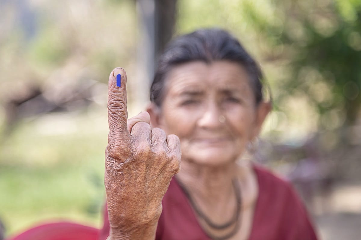 up panchayat chunav 2021 cutting name more than adding of missing voters