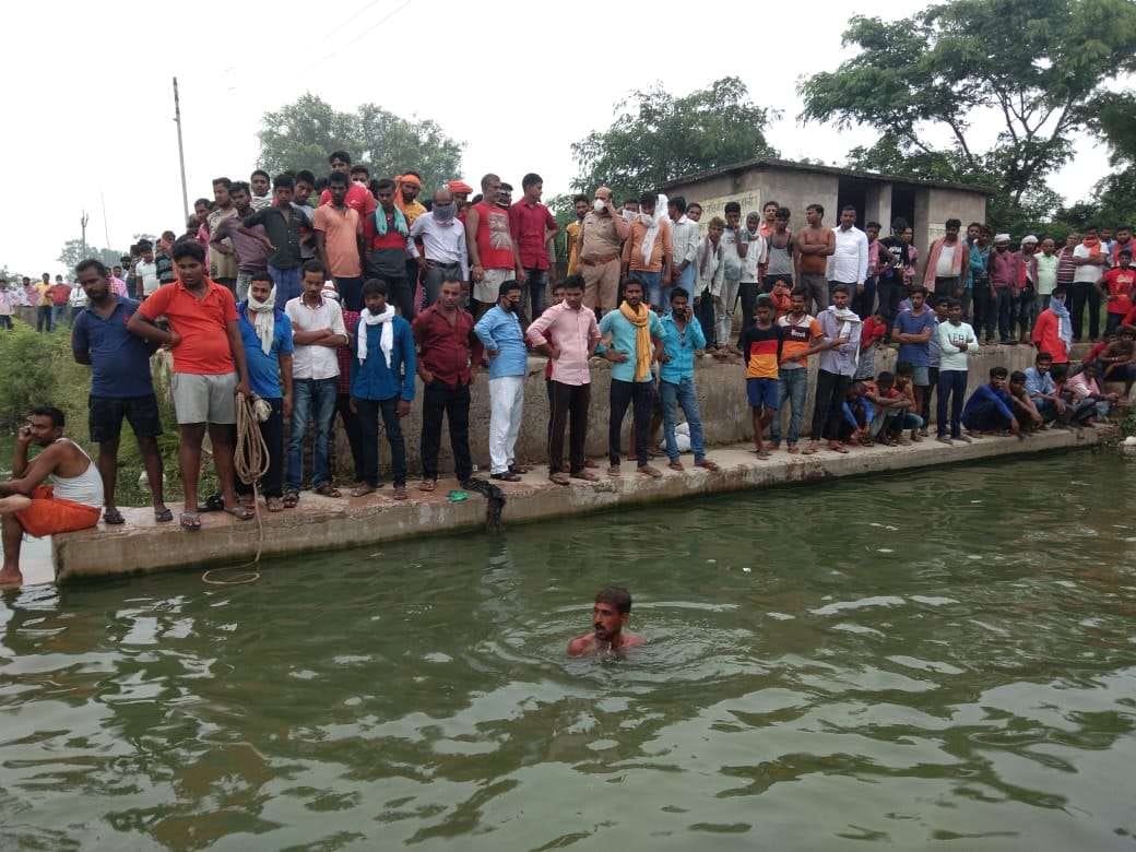 Youth drowned in puddle while bathing