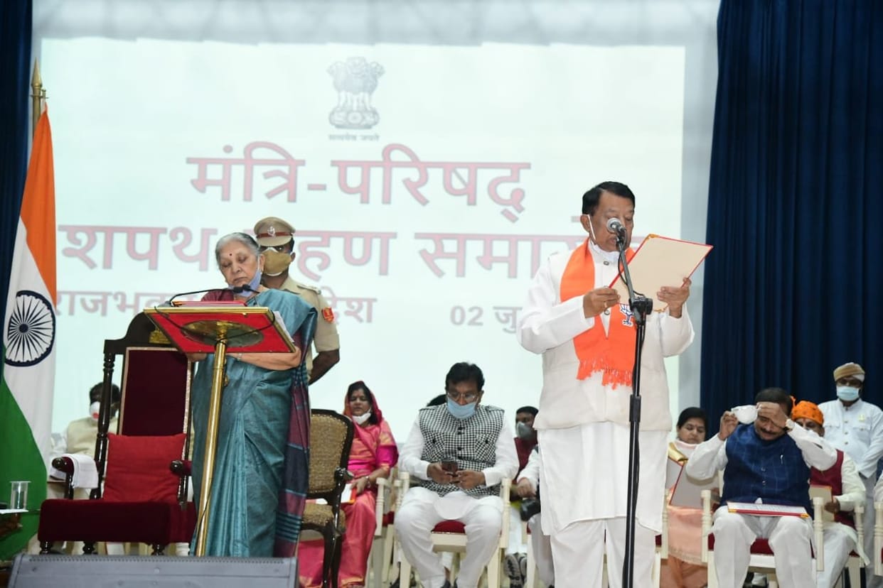 Cabinet Expansion in Madhya Pradesh: Tough time start for Jyotiraditya scindia and former CM kamal nath