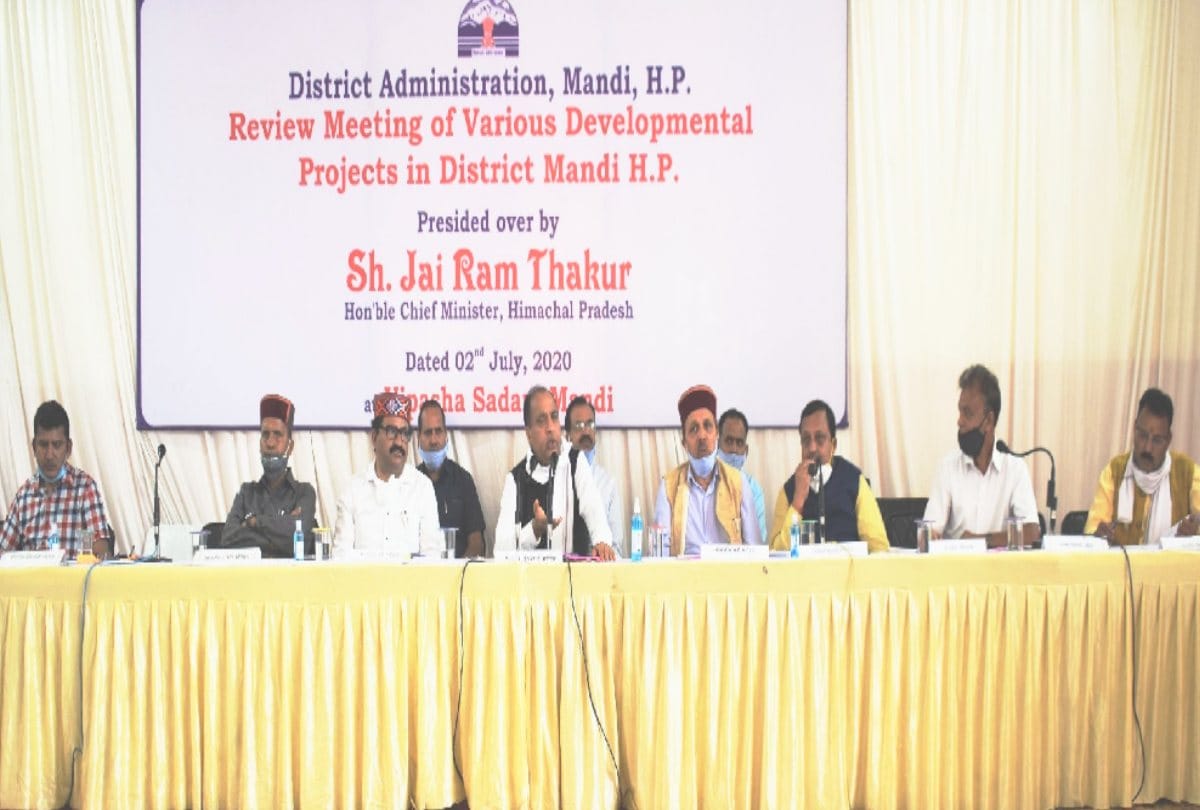 MLA Anil Sharma did arguments with CM jairam in review meeting