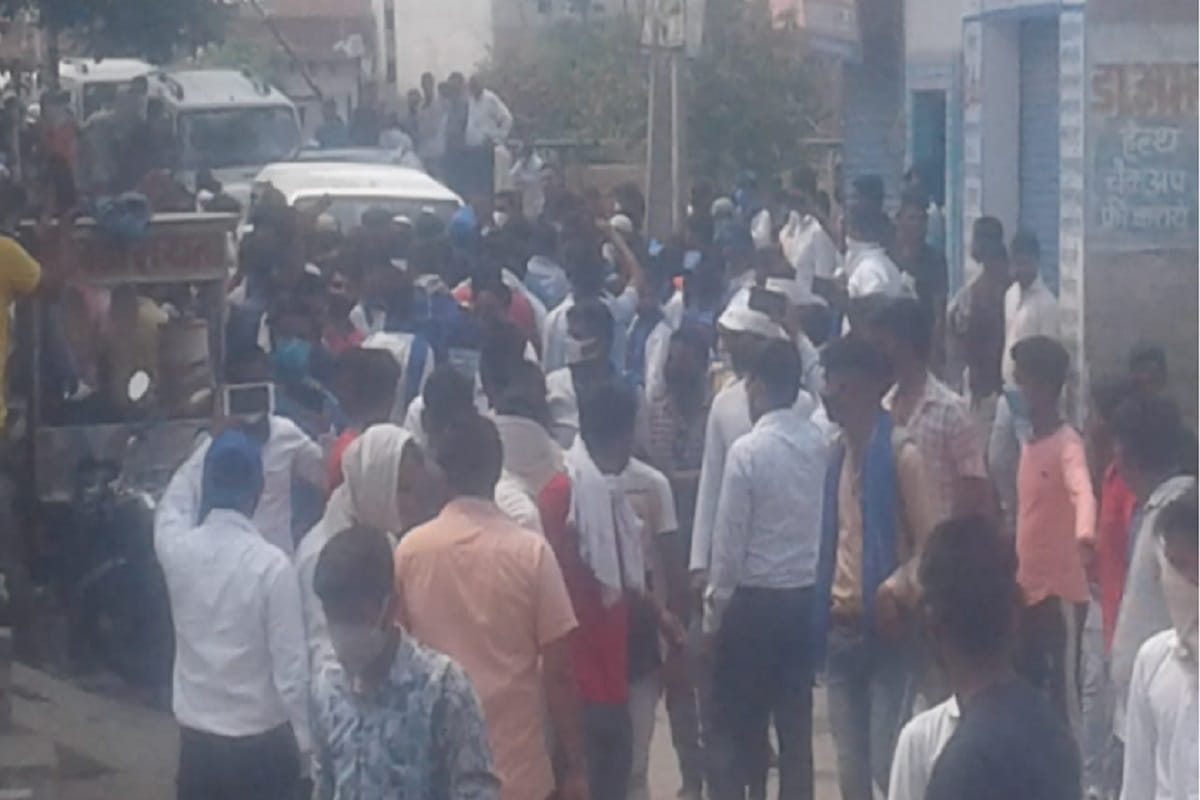 Bhima Army chief Chandra Shekhar reached in Meerut and social distancing was violated