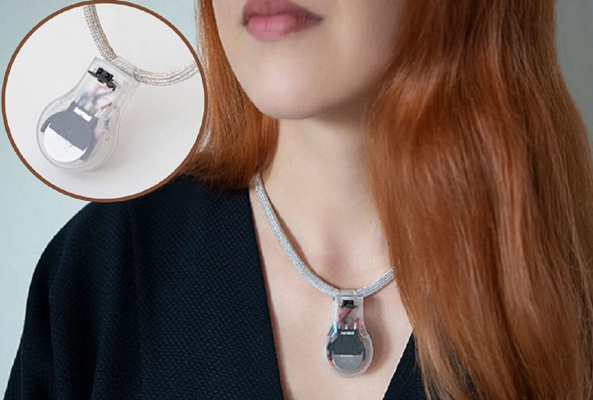 Corona Virus NASA develops a pulse pendant that reminds you not to touch your face