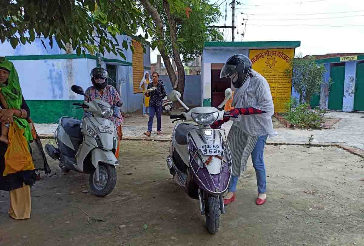 UP: girls found sweeping and mopping in primary-secondary school