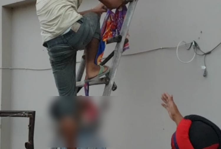 A girl commits suicide in Mohali of Punjab
