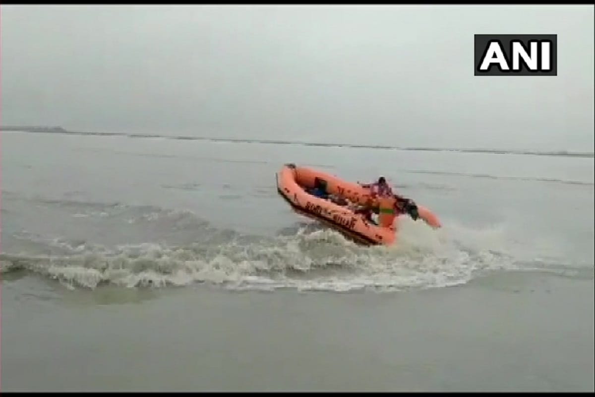 Bihar: Three people drown while taking bath in Ganga in Malsalami area of Patna, search operation underway