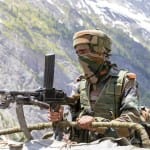 भारतीय सेना का मुस्तैद जवान (फाइल फोटो)