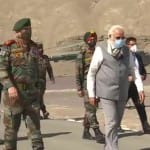 सेनाध्यक्ष नरवणे, सीडीएस रावत के साथ पीएम मोदी