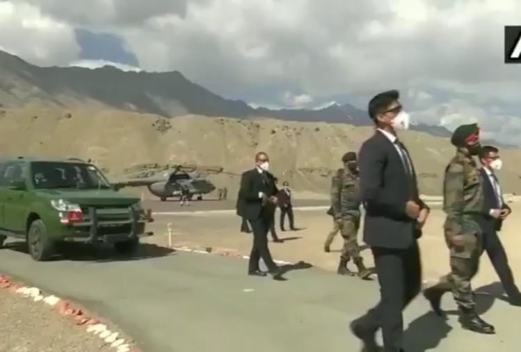 Mahindra and Mahindra delivers first batch of Scorpio Classic SUV to Indian Army