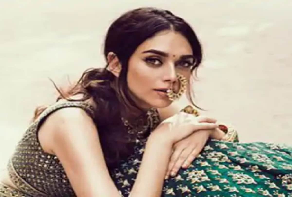 EXCLUSIVE aditi rao hydari remembers her tamil film shringaram & saroj khan in exclusive chat with amar ujala