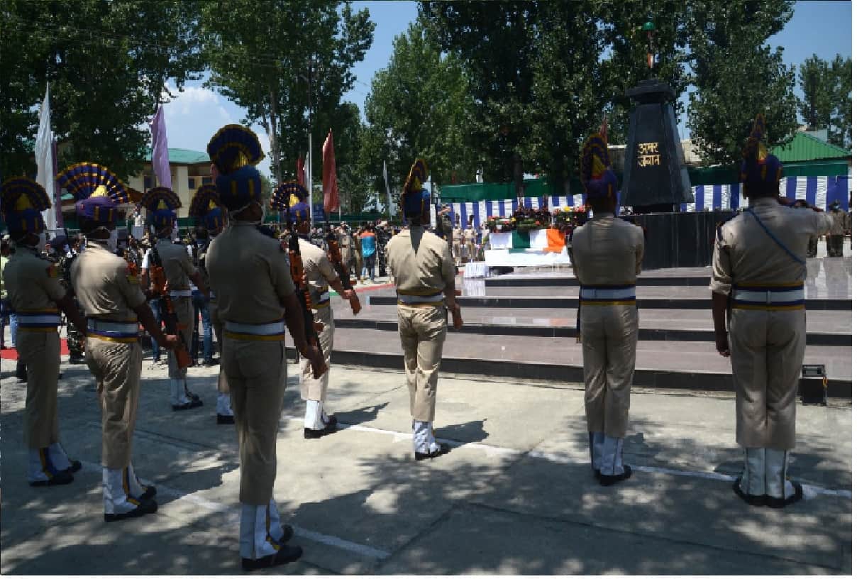 encounter news in hindi, srinagar encounter terrorist killed