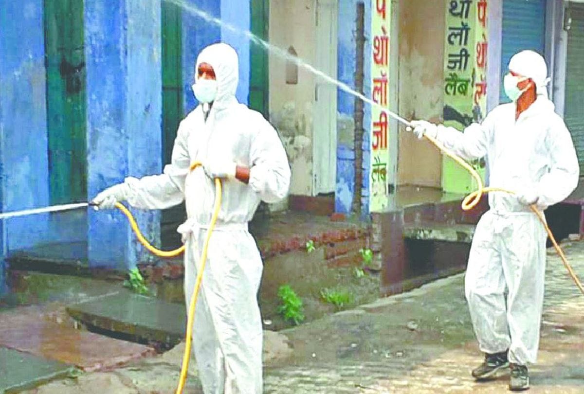 Corona Virus Live Update Kasganj Lic Employee And Three Found Positive