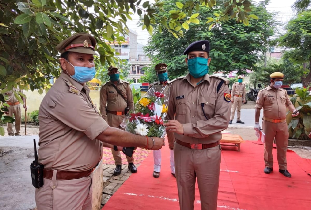 inspector ramgarh tal awarded for good work