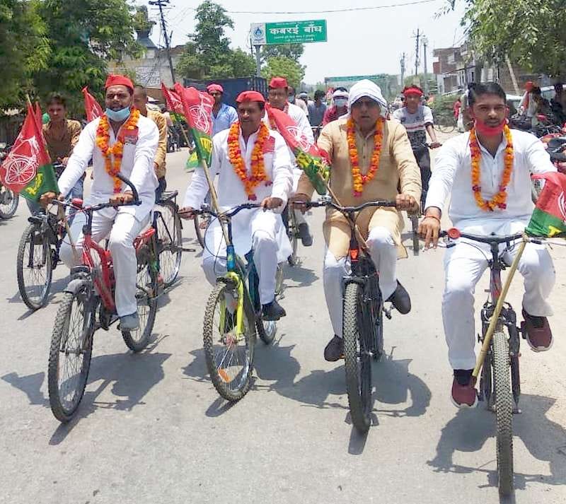 Spouses take out cycle trip in protest against rising prices of diesel petrol