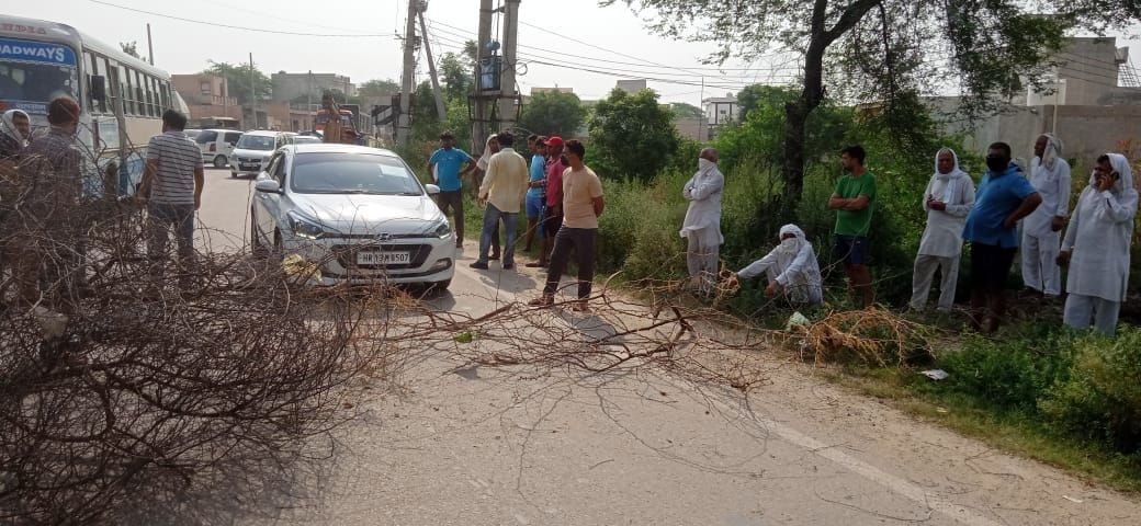 road jam, electricity and water problem, villege, bahadurgarh
