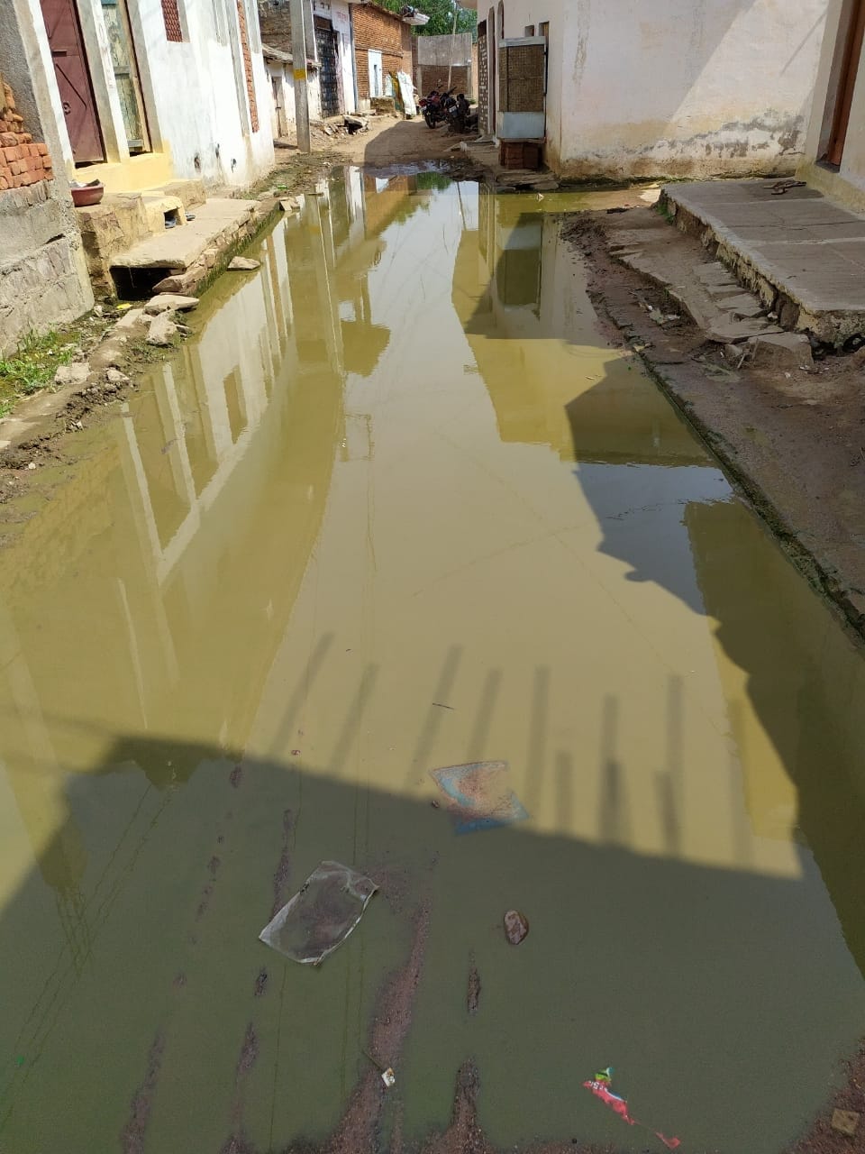 Road damage and nali damage why not full water