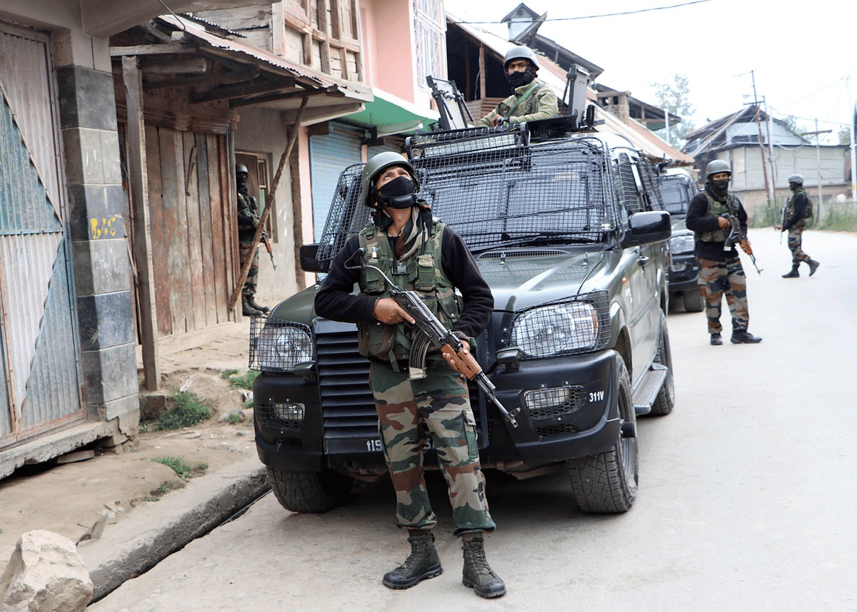 Terrorist attacks on highway in Kashmir, IGP said - easy to ride motorcycles in crowd
