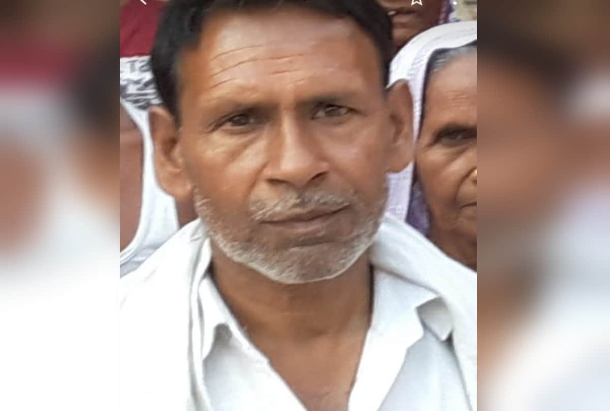 uttar pradesh news four members of family killed in prayagraj