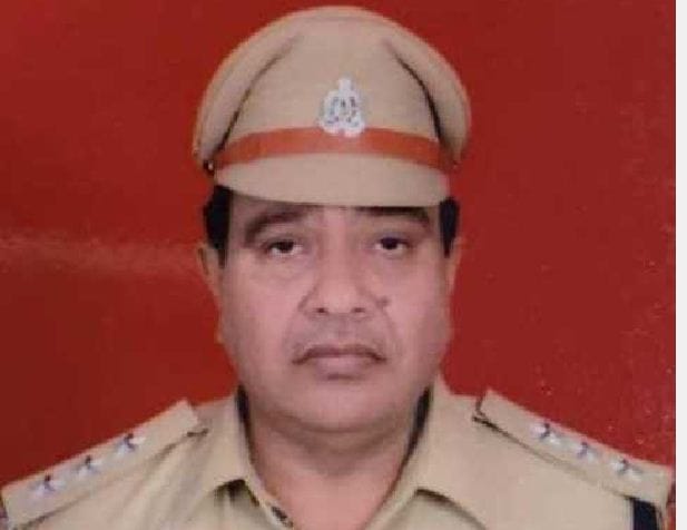 Shaheed CO Devendra in Kanpur had rogue terror in Benares, was posted in Cantt GRP in 2013
